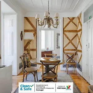 https://apartamento-do-carmo.hotels-lisbon-portugal.com